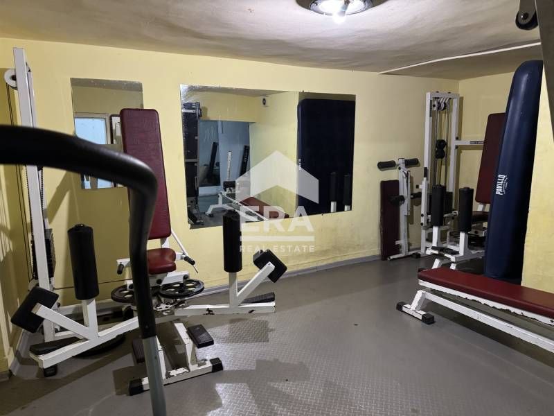 Фитнес зала на две нива за продажба, в самостоятелна тухлена сграда, р