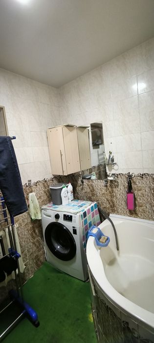 Уй сотилади хамма шароитлари бор