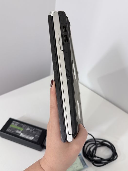 Ноутбук на запчасти