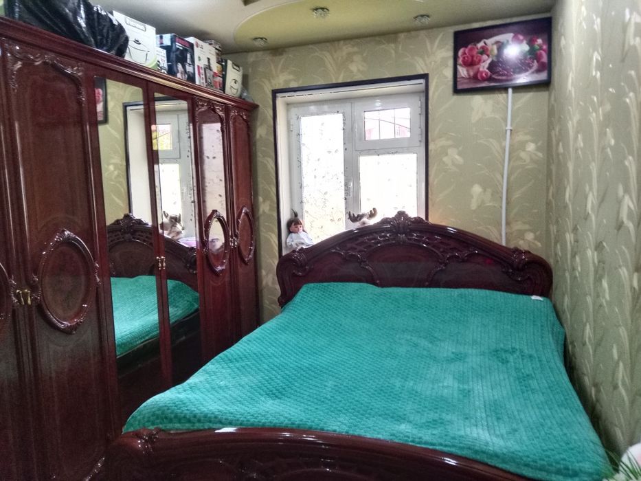 3-х комнатная квартира в чирчике 10микр.