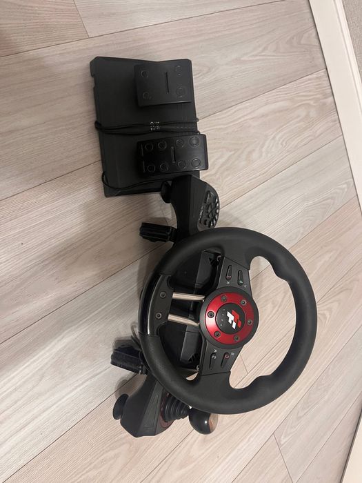 Игровой.   руль