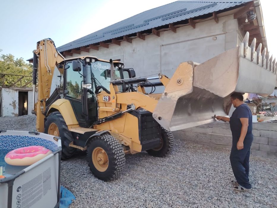 Услуги Экскаватора - Погрузчика CAT 428