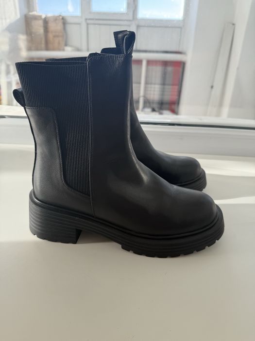 Зимние ботинки челси