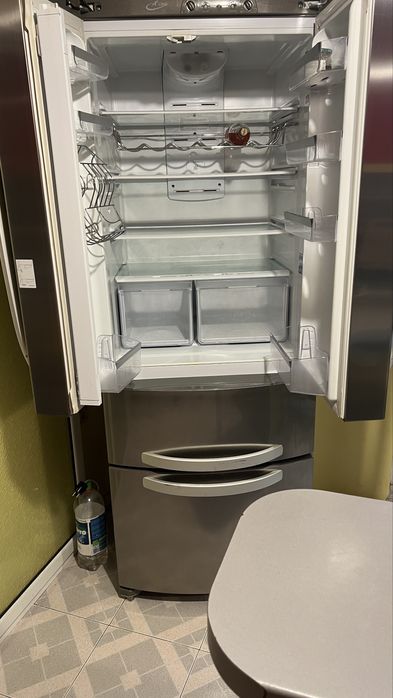 Хладилник  Хотпойнт /Hotpoint/ (Голям) Inox, Total No Frost