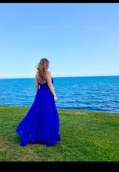 Официална синя рокля