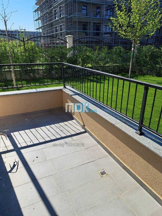 Продава се Двустаен апартамент в Пловдив, Остромила - 93 кв.м за 1173 €/кв.м - Снимка #11