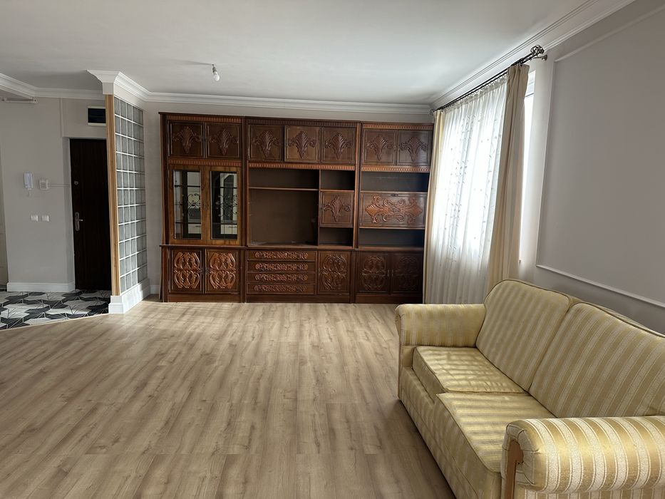 Mobila sufragerie /living