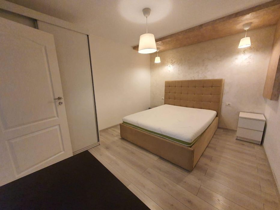 Apartament 2 camere,ultracentral ,parter de inchiriat