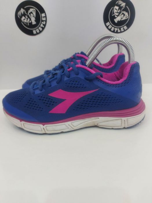 Дамски маратонки DIADORA. Номер 38