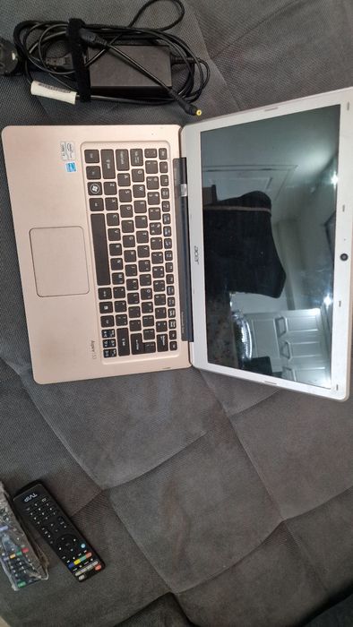 Acer Aspire S3 laptom