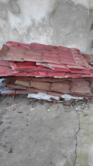Țiglă metalică profilată ”Tigla metalica Wetterbest Clasic Mat Ral 3011 Rosu” cu coame și dolii