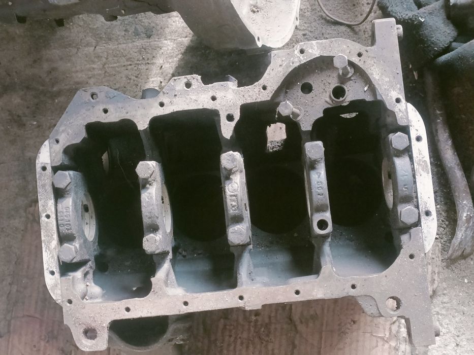 Запчасти на golf 3 1.8