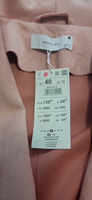 Елегантно манто в цвят пепел от рози