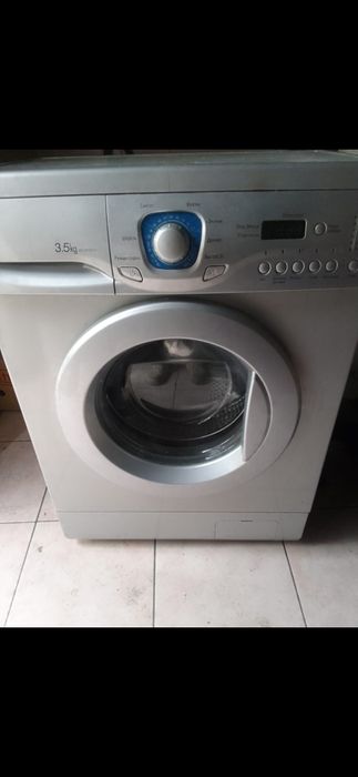 Продам стиральную машину LG