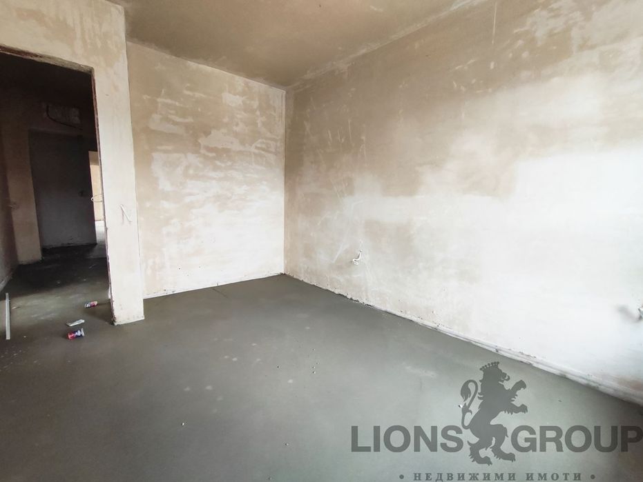 Продава се Двустаен апартамент в Варна, Левски - 64 кв.м за 1042 €/кв.м - Снимка #1