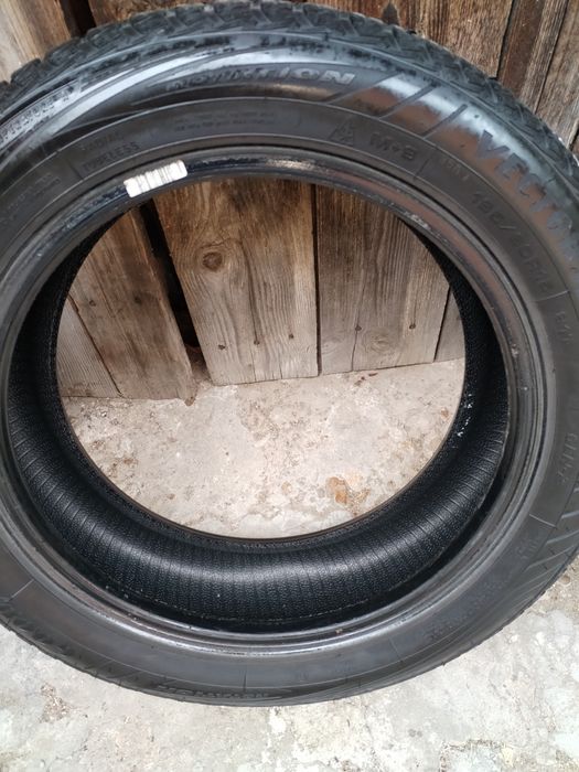 Всесезони гуми 165/60/15