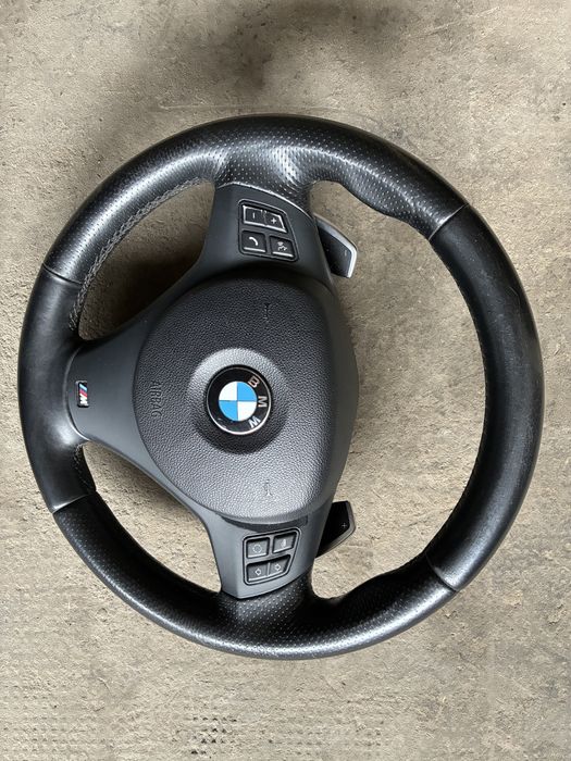 Volan m pachet cu padele bmw seria 1 3 e81 e82 e87 e88 e90 e91 e92