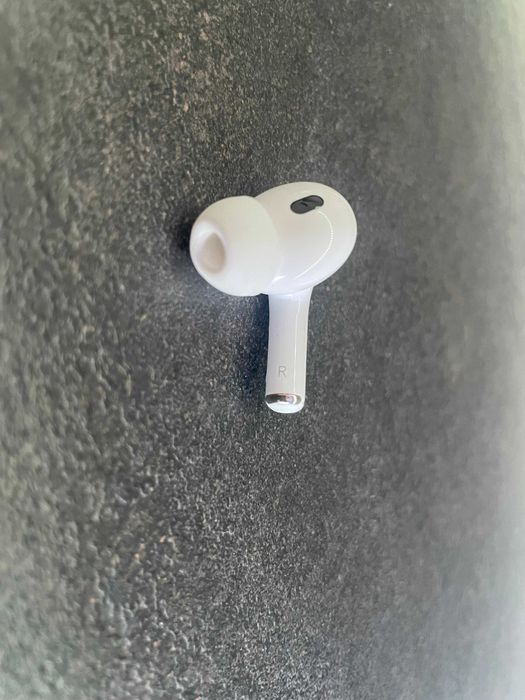 AirPods Pro 2 + husa cadou