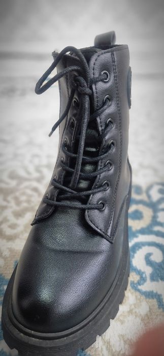 Продам обувь весенно - осенний, рр 37