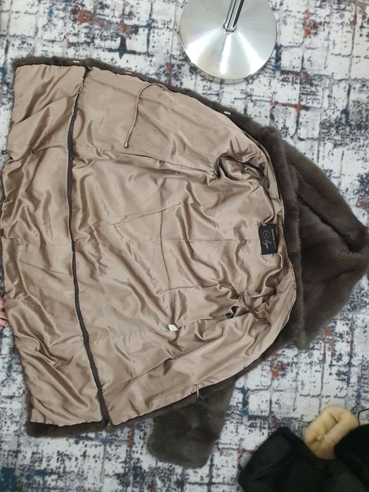 Продам норковую шубу