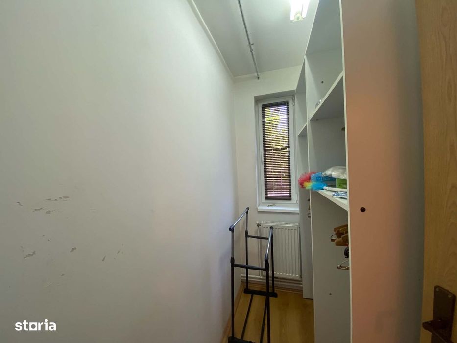 Casă de vânzare Mediaș, Binder Bubi, vis-à-vis de hotel (Fără agenții)