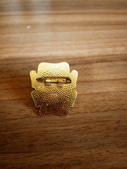 Коллекционный значок Ибн-Сина 1980г