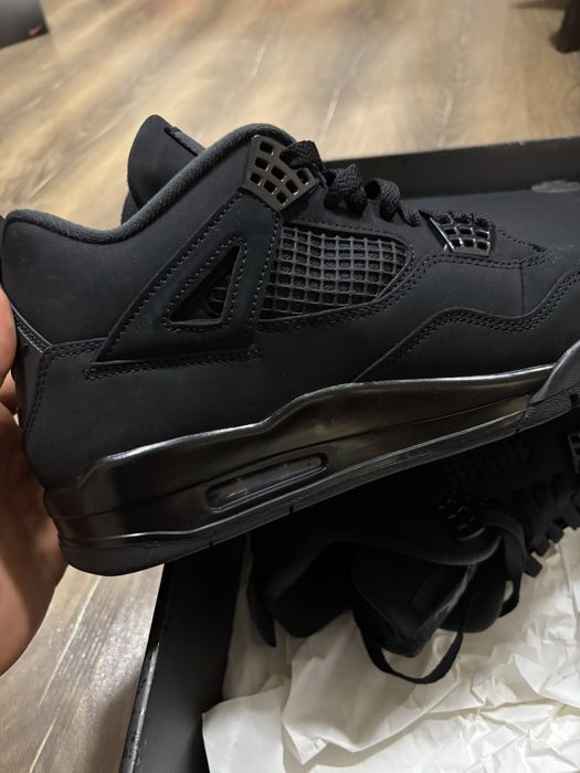 Обувки Jordan 4 Black Cat 2026