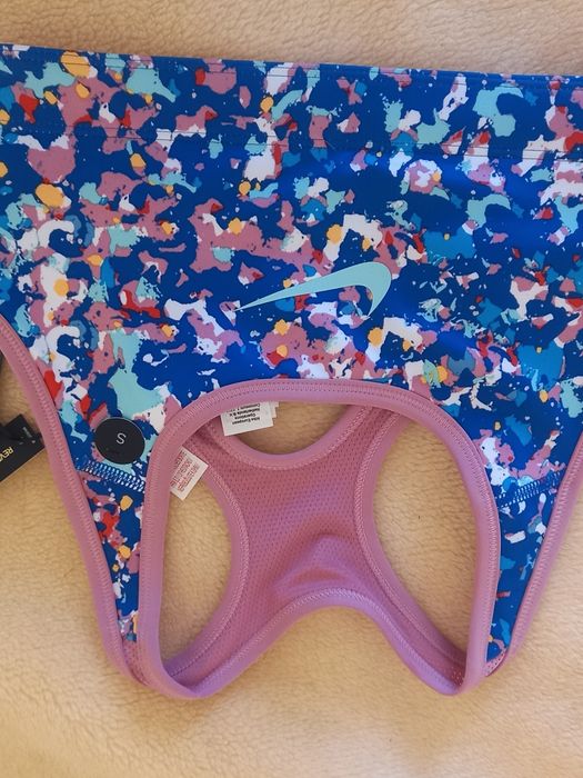 Бюстие NIKE Dri-Fit