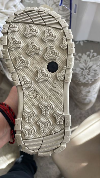 Cizme Columbia 24 si Quechua 26