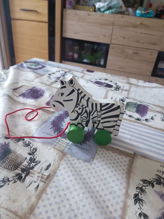 Дървен сортер, цветове и форми