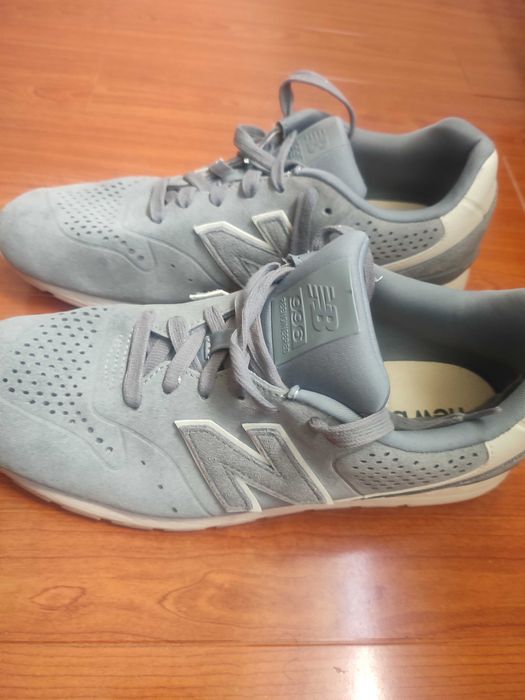 Vand incaltaminte New Balance 996