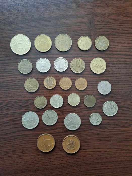 60 монети от 10 държави