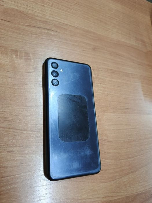 Samsung galaxy M13 4/64