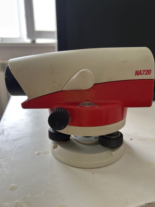 Стройтелный инструмент