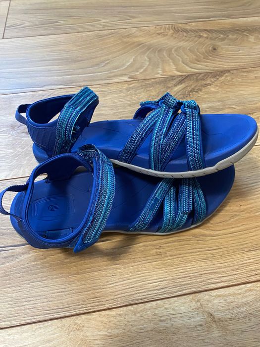 TEVA-sandale , in stare foarte buna , pt dame , marimea 42