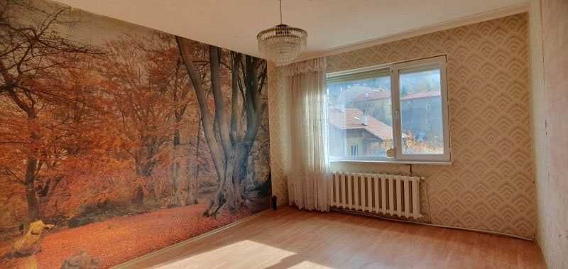 Етаж от къща в ц.Лозен