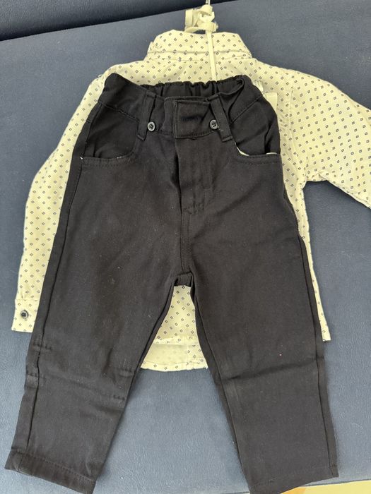 Тъмно син костюм за бебе