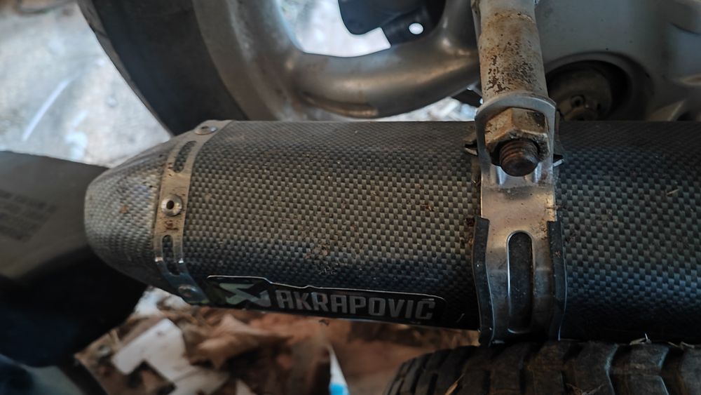 Априлия скарабео 200