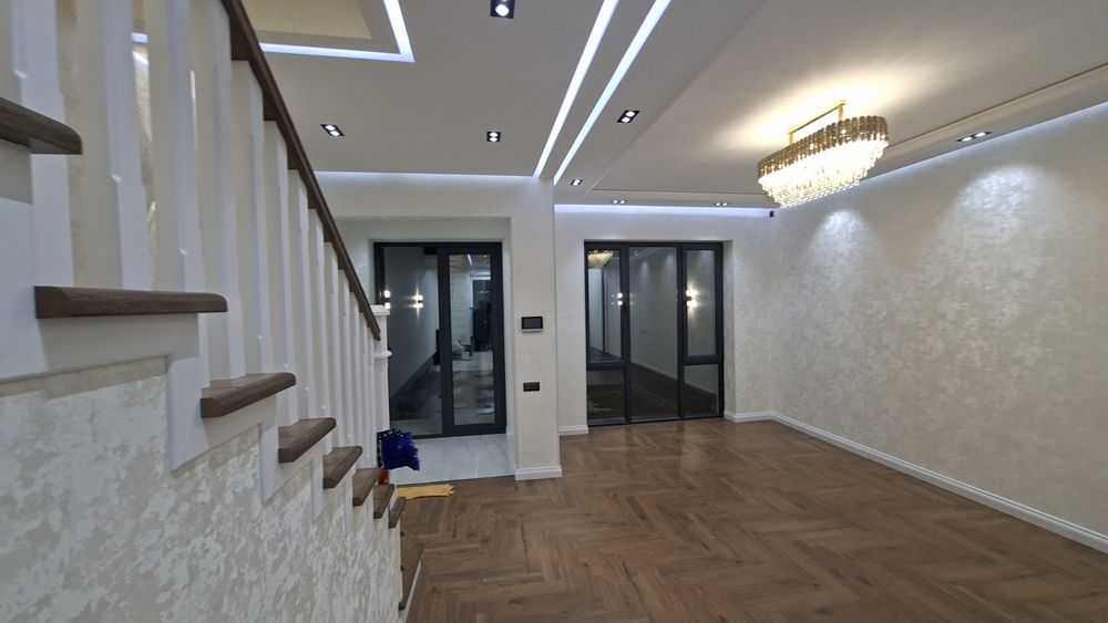 А Срочно продаеться Евродом 6 комнатный 2 сотки За индексом начало  ча