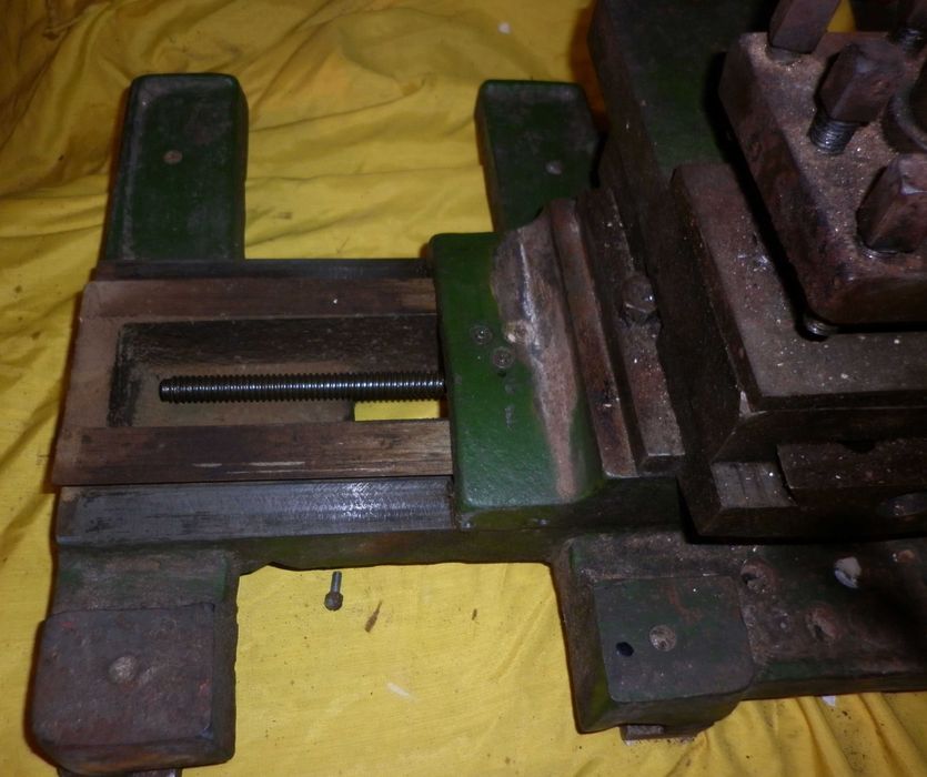 Част от голям струг