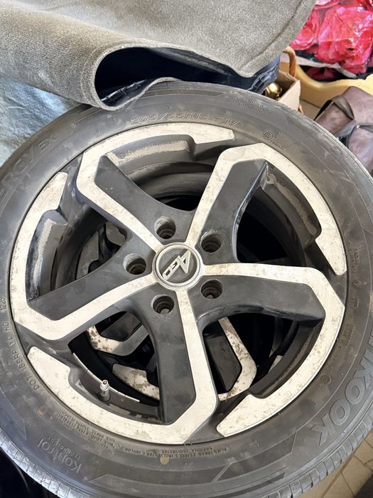 Диски с покрышкой toyota