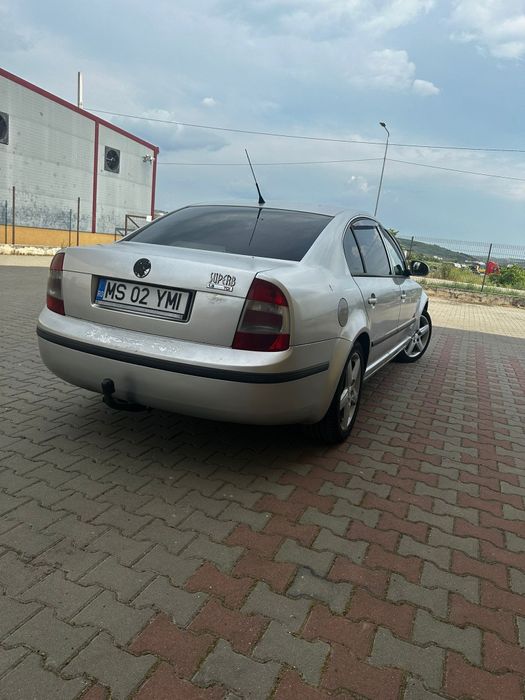 Vând Skoda Superb 1