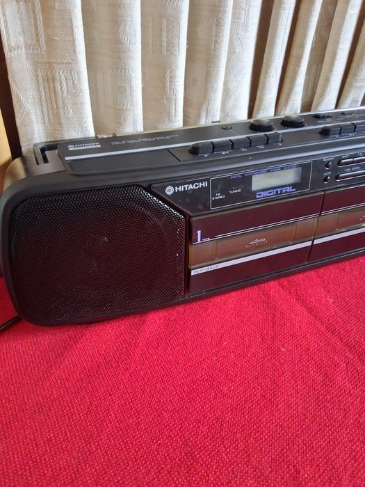 Radio-Casette Hitachi