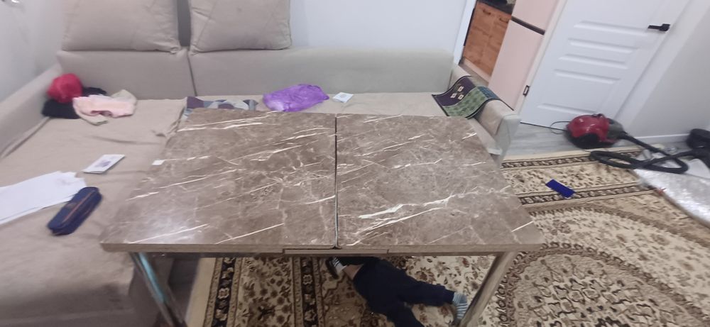 Продам стол не дорогу