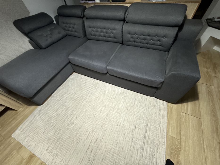 Canapea living cu sezlong