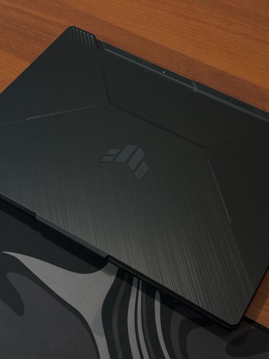 продаю игровой ноутбук ASUS