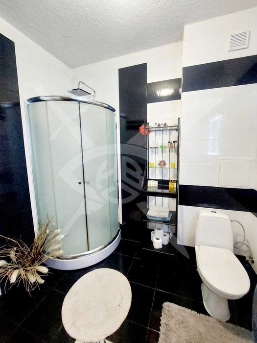 Дава се под наем Тристаен апартамент в София, Витоша - 130 кв.м за 1146.99 € - Снимка #11