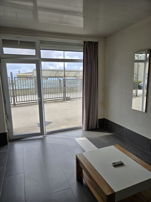 Дава се под наем Едностаен апартамент в Варна, м-т Сотира - 25 кв.м за 280 € - Снимка #2