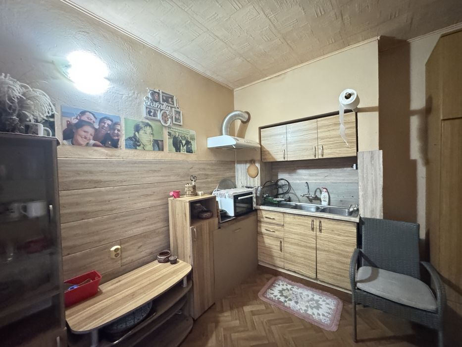 Продава къща в гр. Казанлък