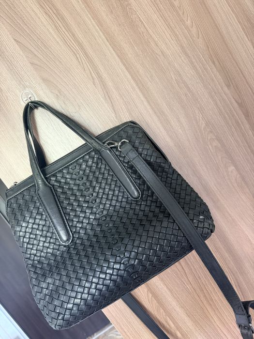 Срочно продаю кожаную сумку!
